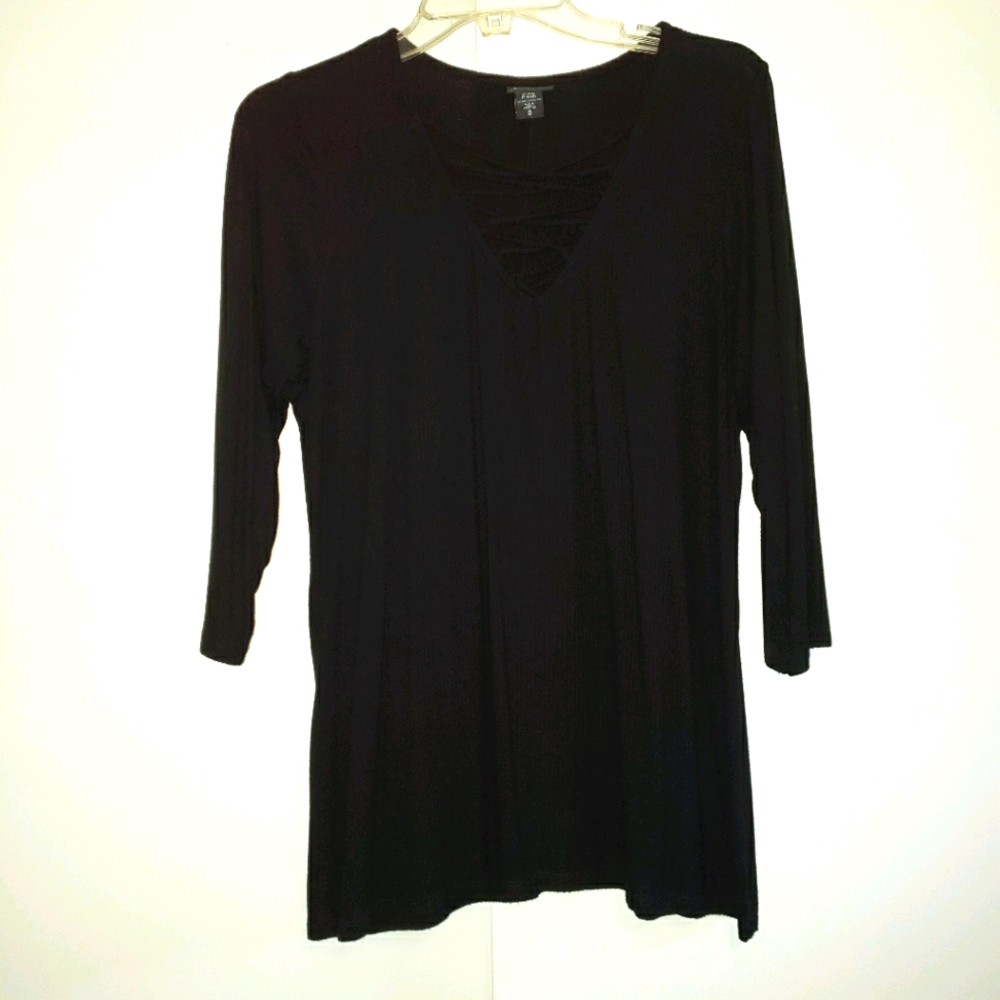 Ribbed 3/4 sleeve tee